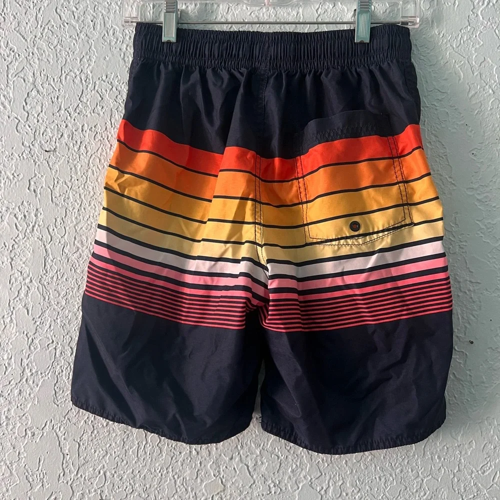 Old Navy background shorts